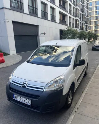 citroen Citroen Berlingo cena 29520 przebieg: 143000, rok produkcji 2017 z Warszawa